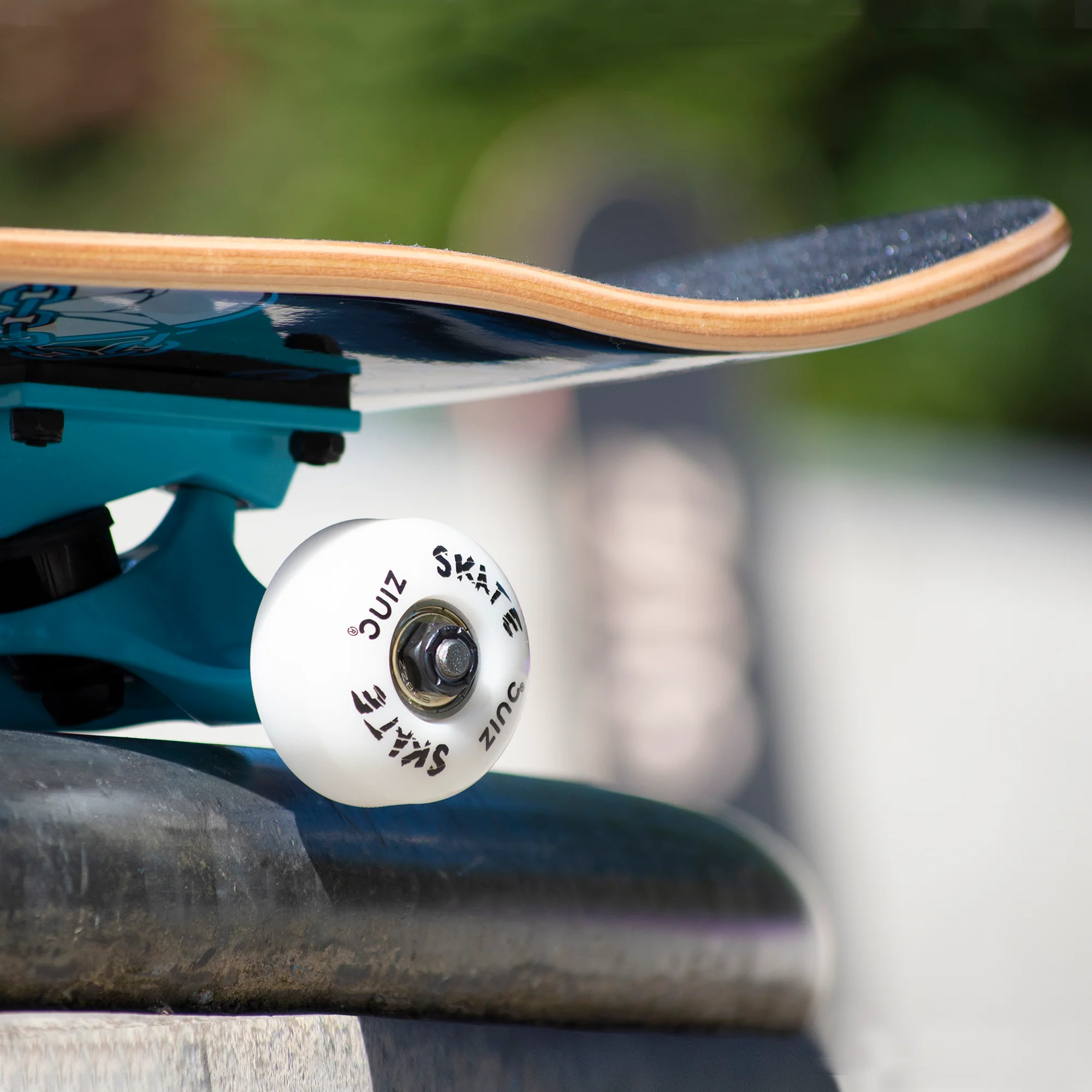 Zinc Fader-3 31" Skateboard - Image 5