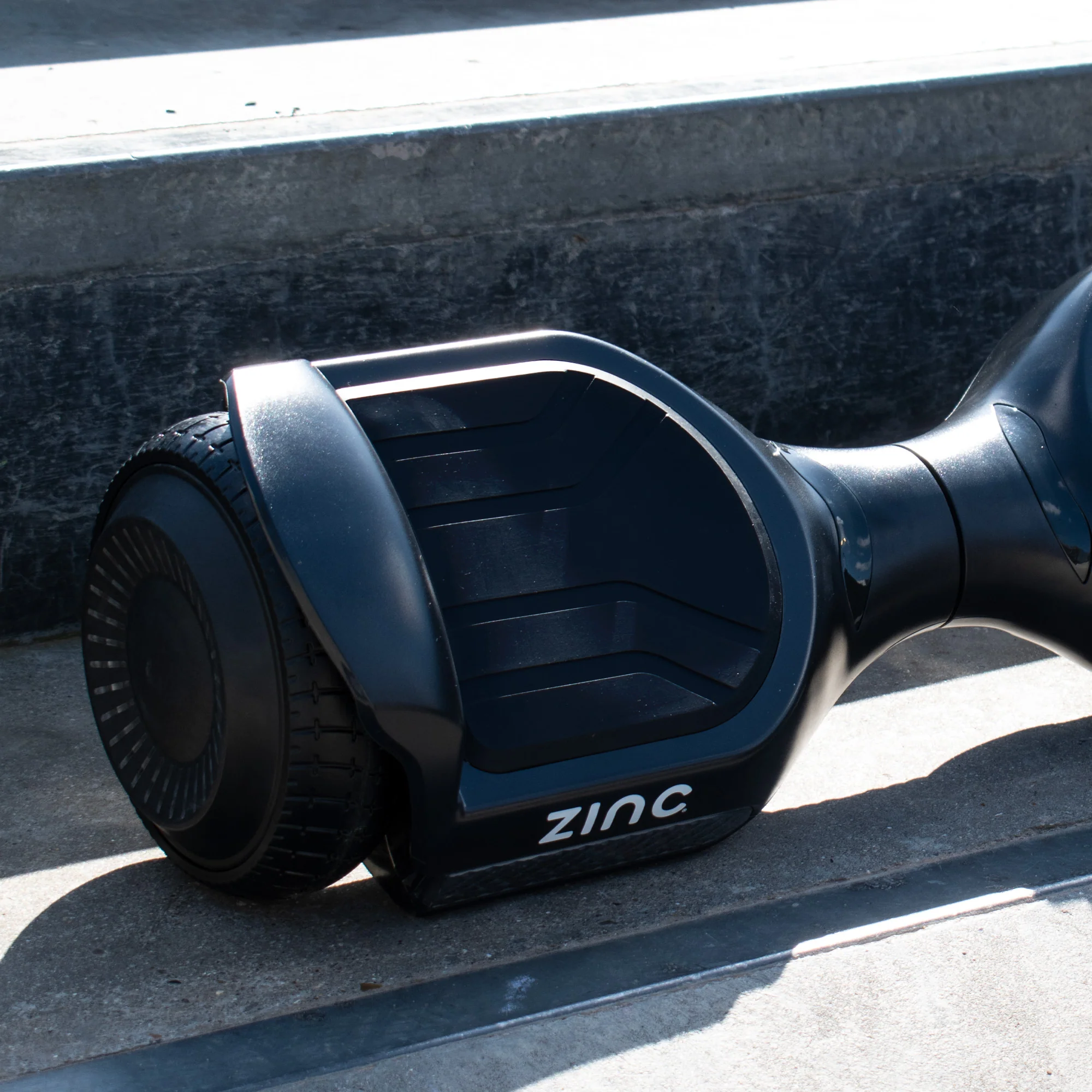 Zinc Allstar Self Balancing Hoverboard with multi coloured LED lights and 6.3 Inch wheels - Image 8