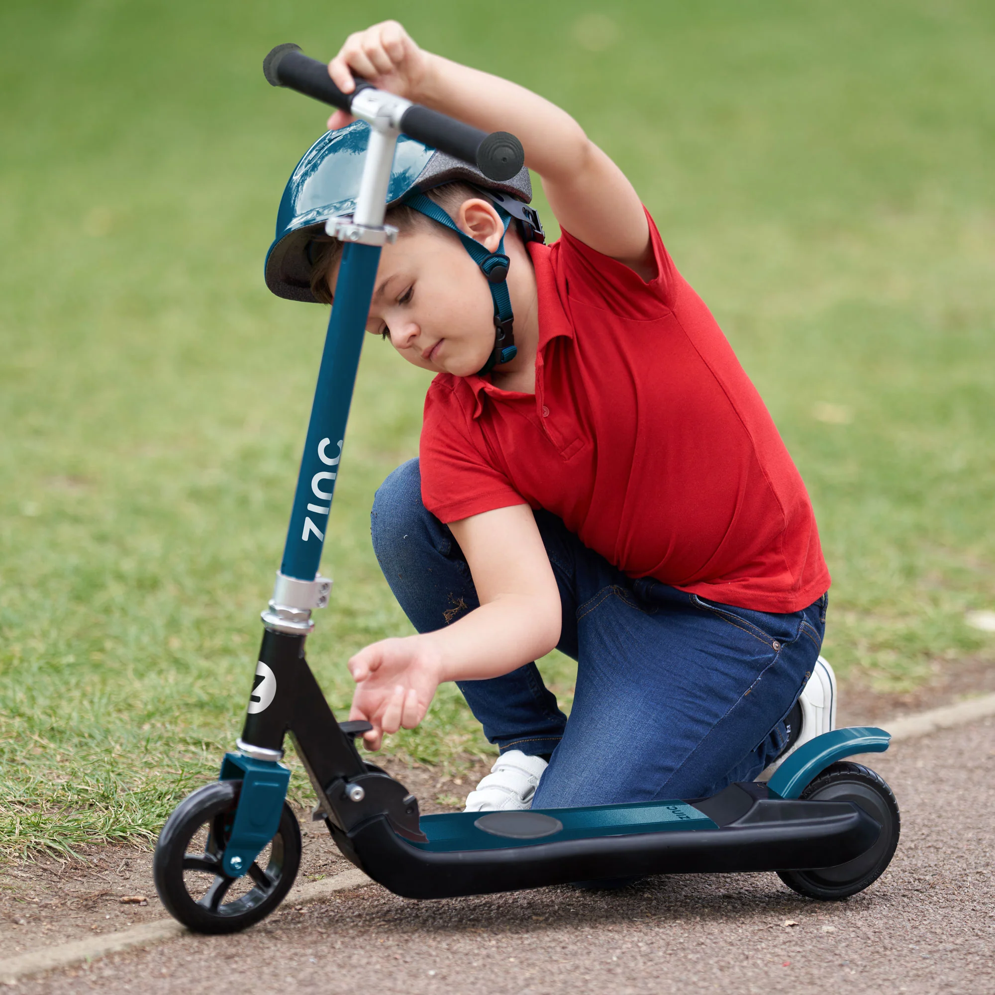 Zinc E4 Kids Electric Scooter - Image 4